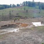 Lumpur Bercampur Air dan Gas Menyembur dari Sumur Minyak Tua di Blora