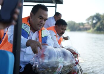 32 Ribu Ekor Benih Ikan Ditebar Pemkab Blora di 8 Waduk dan Embung