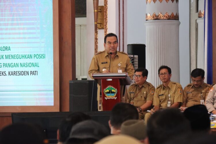 Segera Dituntaskan Perbaikan 3 Ruas Jalan Provinsi di Blora Diusulkan Bupati Kepada Gubernur Jateng