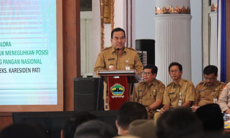 Segera Dituntaskan Perbaikan 3 Ruas Jalan Provinsi di Blora Diusulkan Bupati Kepada Gubernur Jateng