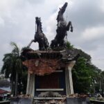 8 Tahun Berdiri Sejak 2017 Patung Arjuna Wiwaha di Kota Cepu Kini Ambrol