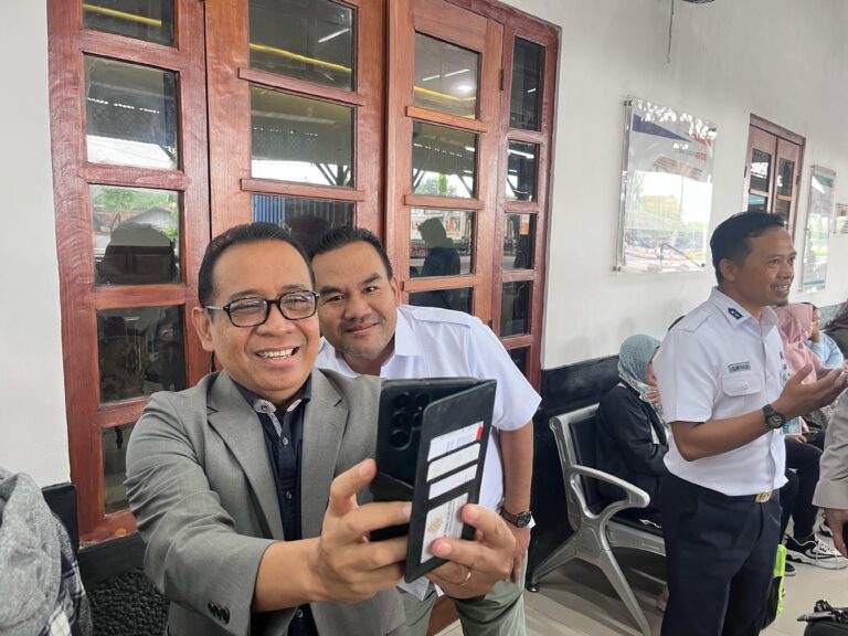 Menko PMK: Cepu Raya Sleeping Giant yang Akan Jadi Lokomotif Ekonomi Kawasan
