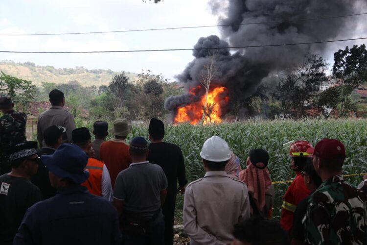 Tiga orang Tewas dalam Tragedi Kebakaran Sumur Minyak di Blora
