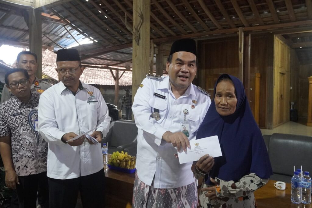 Dana Zakat ASN Blora Disalurkan, Baznas Bantu Korban Bencana di Kecamatan Jati