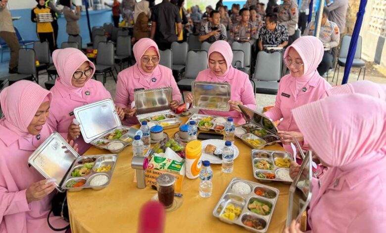 Dapur SPPG Polres Blora dengan Standar Ketat Resmi Dilaunching Jamin Gizi Aman bagi Anak Blora