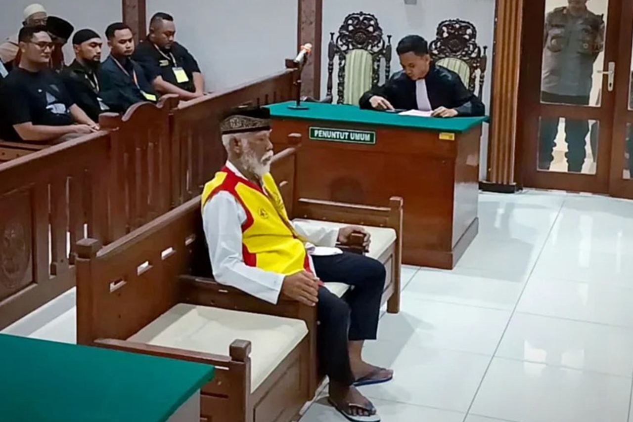 Sujito Terdakwa Pembacokan di Musala Kedungadem Bojonegoro Divonis Hukuman Mati