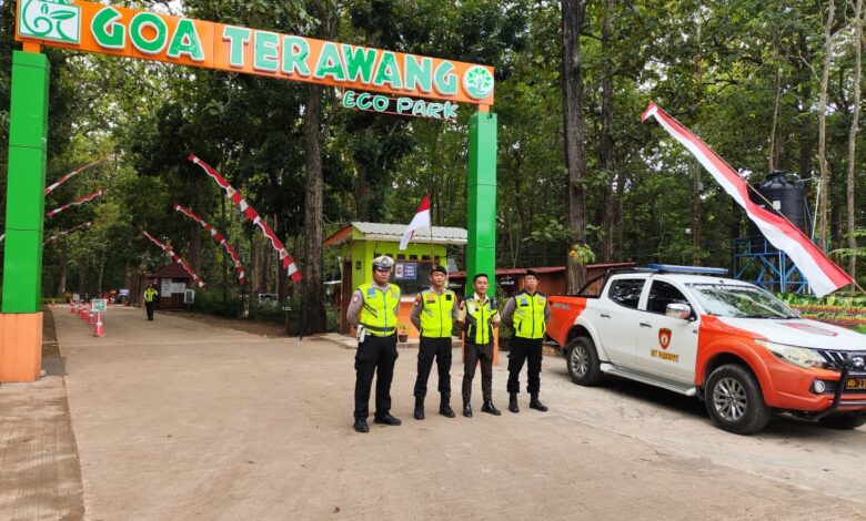 Polres Blora Pastikan Keamanan Wisatawan di Hari Terakhir Libur di Goa Terawang