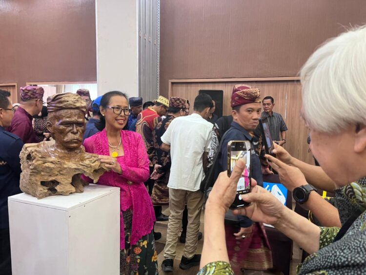 Patung Samin Surosentiko dan Tirto Adhi Soerjo Pukau Dialog Kebudayaan PWI