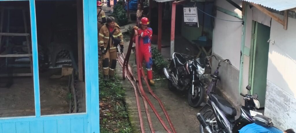 Kebakaran Rumah di Desa Mernung Cepu, Kerugian Ditaksir Capai Puluhan Juta