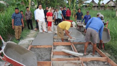 Upayakan Bantuan Inpres, Bupati Blora Apresiasi Gotong Royong Warga Desa Nglebak