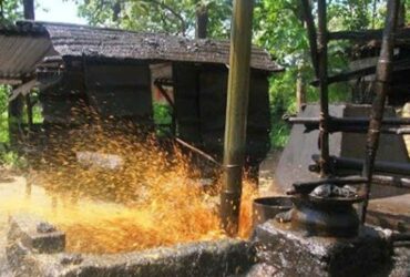 Penambang Sumur Minyak Rakyat di Blora Enggan Kirim Minyak ke Pertamina Harga Hanya Rp2.900 per Liter