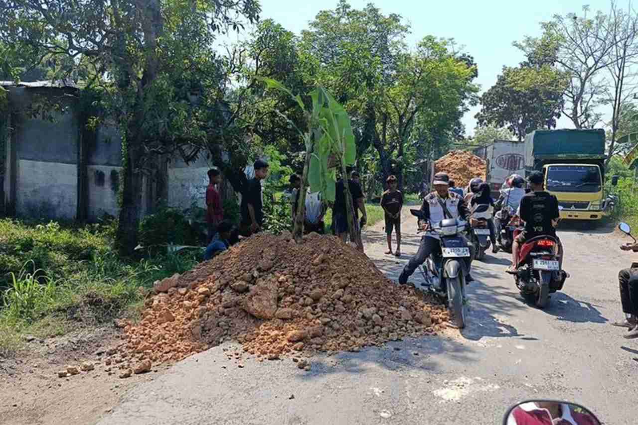 Gubernur Jateng Sebut Perbaikan Jalan Cepu-Randublatung Belum Menempati Skala Prioritas Utama
