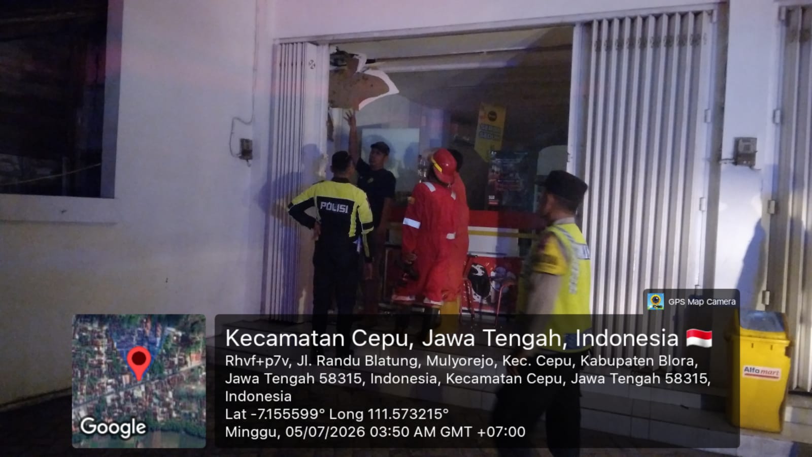 Kebakaran Alfamart Cepu Dini Hari, Kerugian Rp500 ribu